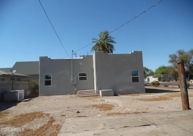 Photo 4 of Sale Pending at 211 E Eason Ave, Buckeye, AZ 85326 | MLS# 7056674 | Listing updated on 2026-09-17