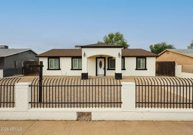 Photo 1 of Sale Pending at 6531 W Granada Rd, Phoenix, AZ 85035 | MLS# 7057143 | Listing updated on 2026-09-01