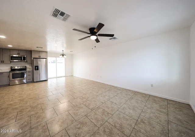 Photo 3 of Sale Pending at 6531 W Granada Rd, Phoenix, AZ 85035 | MLS# 7057143 | Listing updated on 2026-09-01