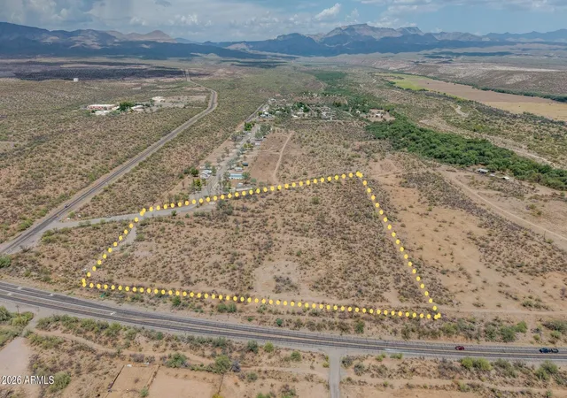 1st image of 0 S Arcadia Dr, Winkelman, AZ 85192 | MLS# 7056754