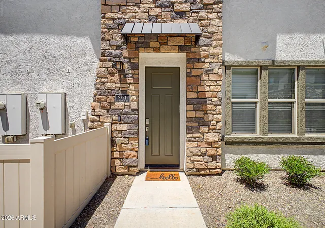 1st image of 2721 S Decatur Dr #101, Gilbert, AZ 85295 | MLS# 7058038