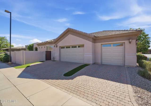3rd image of 821 W Enfield Wy, Chandler, AZ 85286 | MLS# 7058122