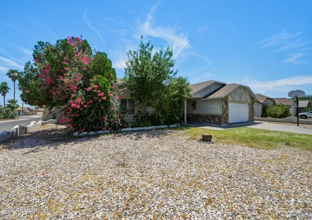 Photo 2 of Single family home for sale at 3539 W Joan De Arc Ave, Phoenix, AZ 85029 | MLS# 7057464 | Listing updated on 2026-08-26