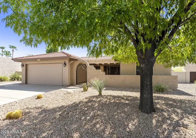 Photo 1 of Sale Pending at 25425 S Sedona Dr, Sun Lakes, AZ 85248 | MLS# 7058073 | Listing updated on 2026-09-15