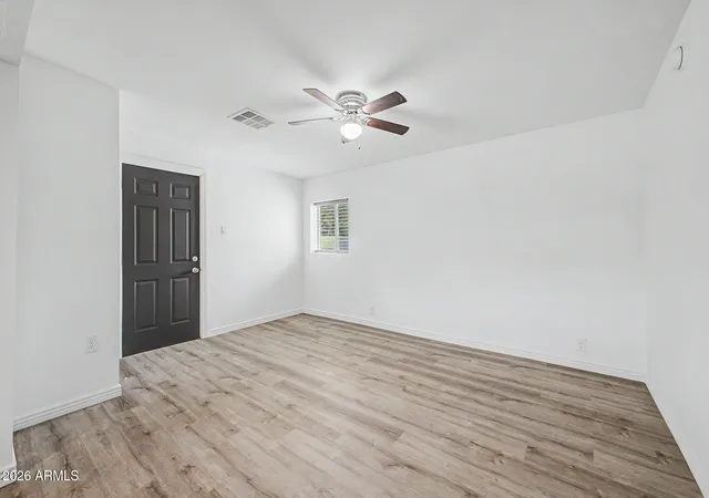 4th image of 5959 W Gardenia Ave, Glendale, AZ 85301 | MLS# 7057120