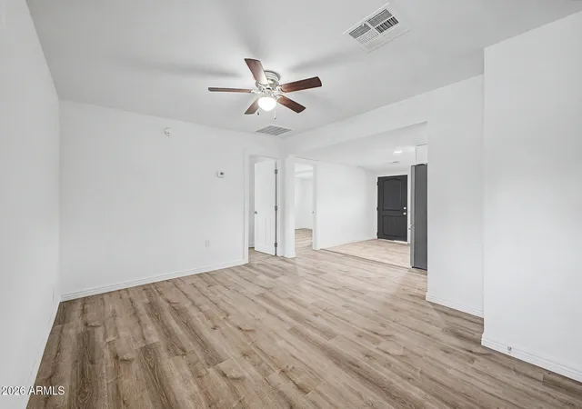 5th image of 5959 W Gardenia Ave, Glendale, AZ 85301 | MLS# 7057120