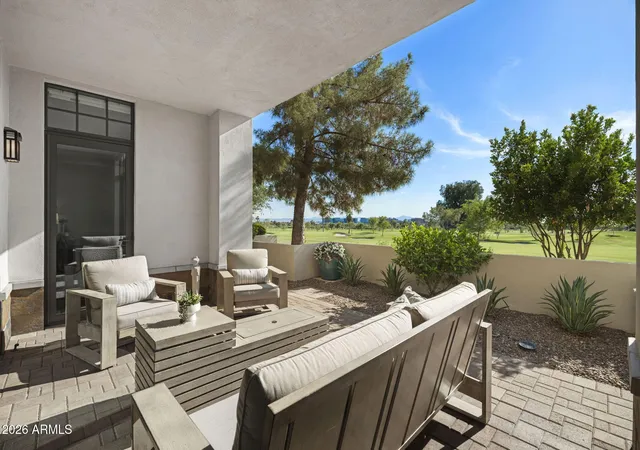 Photo 12 of Townhouse for sale at 8 Biltmore Est #124, Phoenix, AZ 85016 | MLS# 7070834 | Listing updated on 2026-08-28