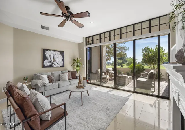 Photo 4 of Townhouse for sale at 8 Biltmore Est #124, Phoenix, AZ 85016 | MLS# 7070834 | Listing updated on 2026-08-28