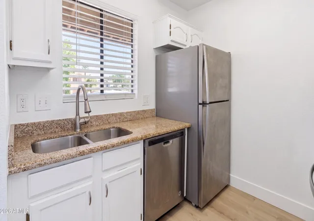 3rd image of 11666 N 28Th Dr #215, Phoenix, AZ 85029 | MLS# 7057955