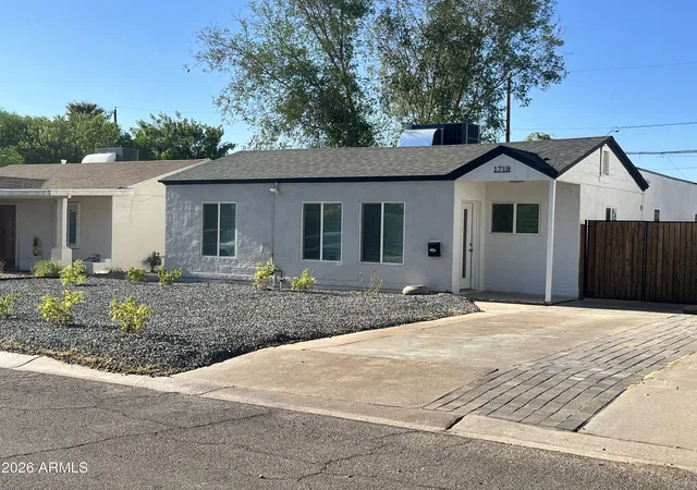 Photo 1 of Single family home for sale at 1718 E Glenrosa Ave, Phoenix, AZ 85016 | MLS# 7057736 | Listing updated on 2026-10-09