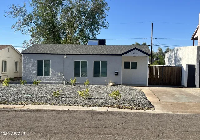 Photo 3 of Single family home for sale at 1718 E Glenrosa Ave, Phoenix, AZ 85016 | MLS# 7057736 | Listing updated on 2026-10-09