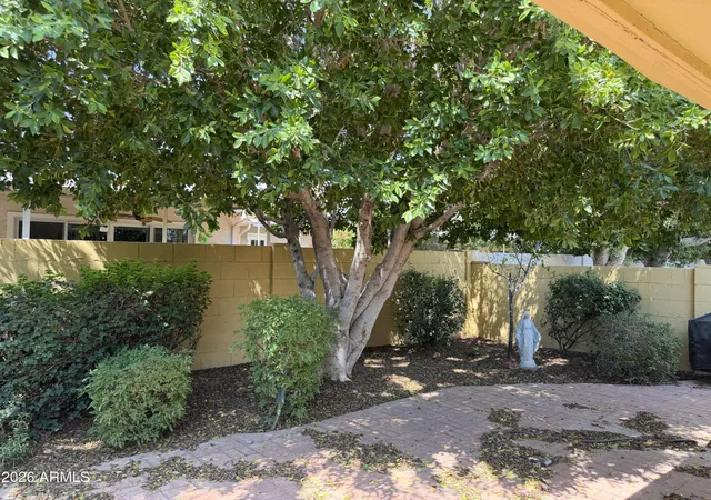 Photo 3 of Townhouse for sale at 7738 E Northland Dr, Scottsdale, AZ 85251 | MLS# 7065550 | Listing updated on 2026-09-11