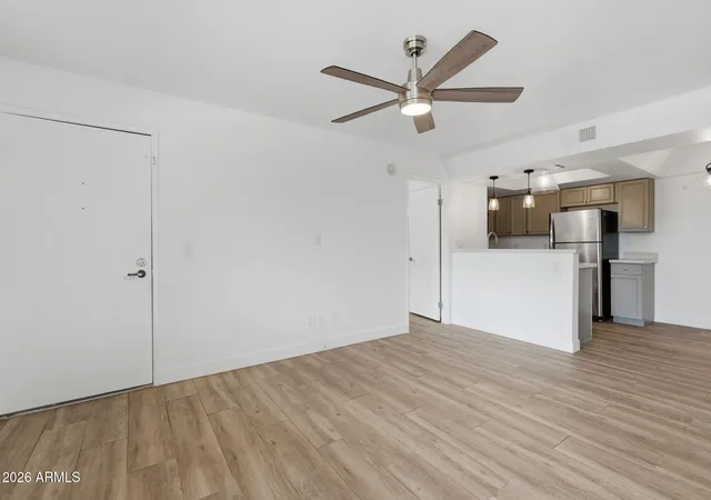 2nd image of 1720 E Thunderbird Rd #2020, Phoenix, AZ 85022 | MLS# 7057076