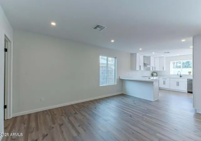 Photo 4 of Sale Pending at 541 W Myrna Ln, Chandler, AZ 85225 | MLS# 7057689 | Listing updated on 2026-09-15