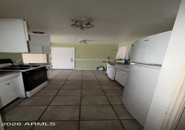 Photo 4 of Single family home for sale at 4648 E Palm Ln, Phoenix, AZ 85008 | MLS# 7056980 | Listing updated on 2026-08-11