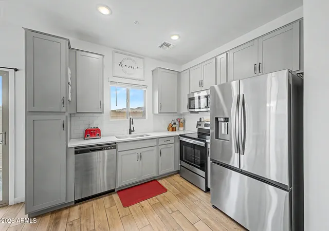 Photo 3 of Townhouse for sale at 28033 N 28th Avenue, Phoenix, AZ 85085 | MLS# 7058181 | Listing updated on 2026-10-16