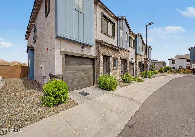 Townhouse for sale at 28033 N 28th Avenue, Phoenix, AZ 85085 | MLS# 7058181