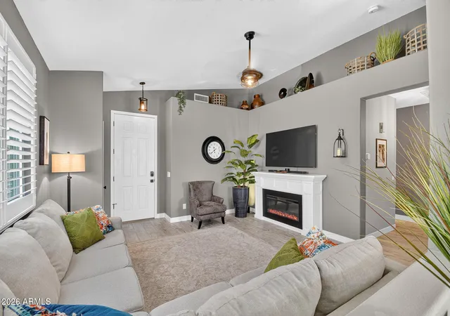 Photo 3 of Sale Pending at 6693 W Ivanhoe St, Chandler, AZ 85226 | MLS# 7065562 | Listing updated on 2026-09-08