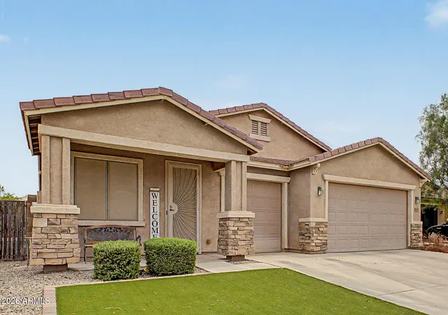 Photo 5 of Single family home for sale at 7119 S 68th Drive, Laveen, AZ 85339 | MLS# 7057673 | Listing updated on 2026-08-11