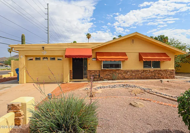 Photo 2 of Single family home for sale at 1202 E Alice Ave, Phoenix, AZ 85020 | MLS# 7057090 | Listing updated on 2026-09-15