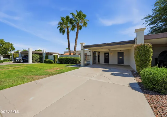 Photo 3 of Single family home for sale at 2905 W Glendale Ave, Phoenix, AZ 85051 | MLS# 7058254 | Listing updated on 2026-09-01