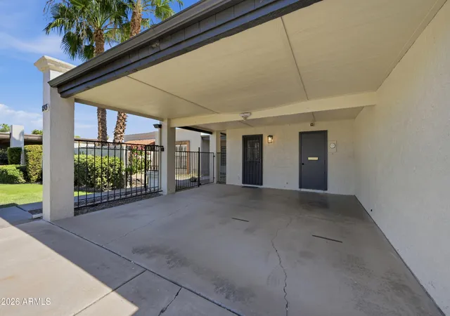 Photo 3 of Single family home for sale at 2905 W Glendale Ave, Phoenix, AZ 85051 | MLS# 7058254 | Listing updated on 2026-09-01