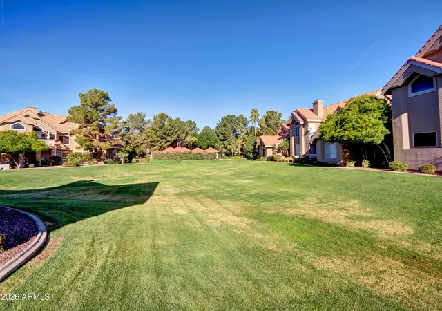 2nd image of 1633 E Lakeside Dr, Gilbert, AZ 85234