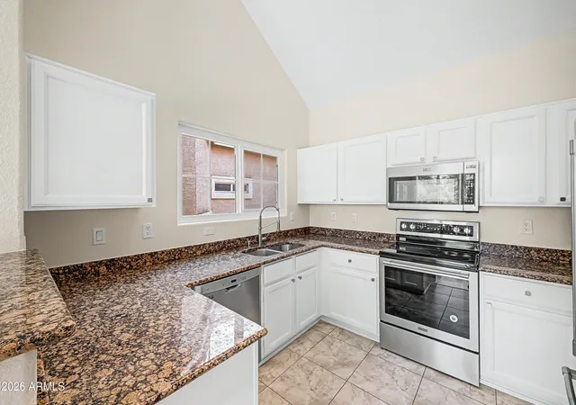 Photo 4 of House for sale at 1633 E Lakeside Dr #135, Gilbert, AZ 85234 | MLS# 7057144 | Listing updated on 2026-07-22