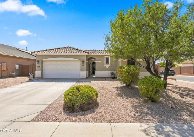 Photo 3 of Single family home for sale at 9727 N 182nd Lane, Waddell, AZ 85355 | MLS# 7063949 | Listing updated on 2026-09-05