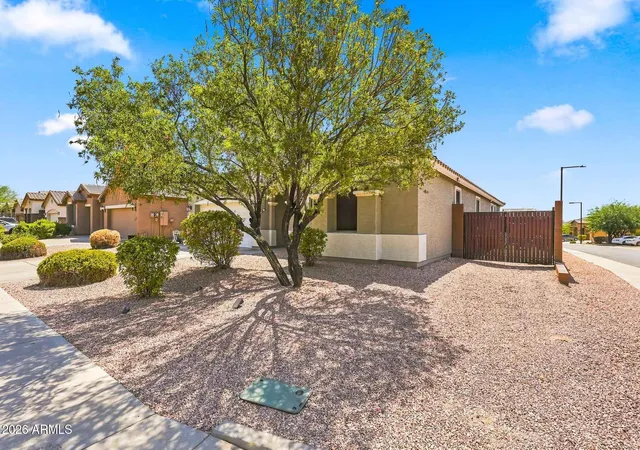 Photo 4 of Single family home for sale at 9727 N 182nd Lane, Waddell, AZ 85355 | MLS# 7063949 | Listing updated on 2026-09-05