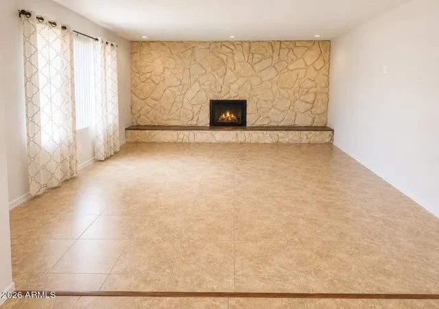 3rd image of 11460 S Pawnee Cir, Phoenix, AZ 85044 | MLS# 7058074