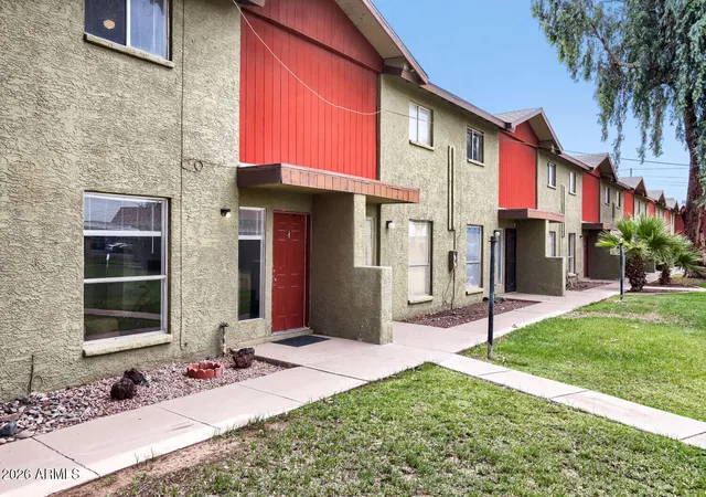 Townhouse for sale at 4615 N 39th Avenue #21, Phoenix, AZ 85019 | MLS# 7057509