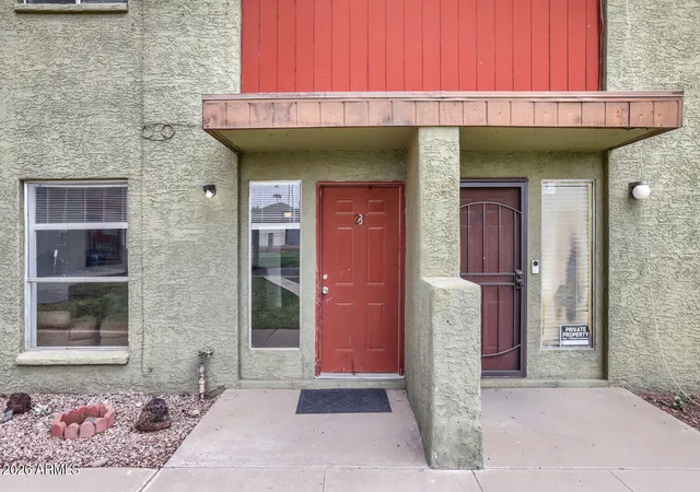 Photo 2 of Townhouse for sale at 4615 N 39th Avenue #21, Phoenix, AZ 85019 | MLS# 7057509 | Listing updated on 2026-09-21