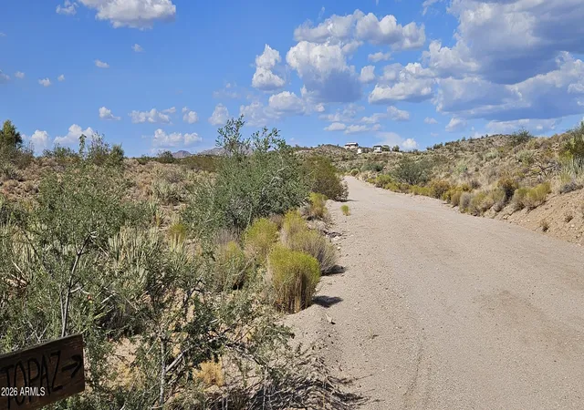 Photo 3 of Land for sale at 0000 N Silverado Pkwy #1, Kingman, AZ 86401 | MLS# 7057483 | Listing updated on 2026-09-10