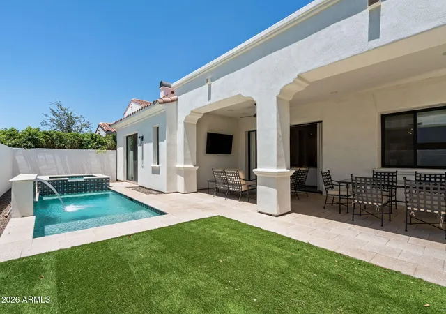 Photo 2 of Single family home for sale at 3927 E Crittenden Ln, Phoenix, AZ 85018 | MLS# 7057846 | Listing updated on 2026-09-22
