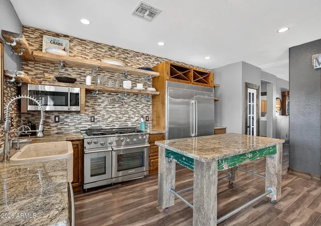 Photo 4 of Single family home for sale at 275 E Desert Holly Dr, San Tan Valley, AZ 85143 | MLS# 7065254 | Listing updated on 2026-10-06