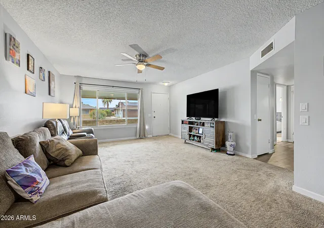 5th image of 12209 N Mission Dr, Sun City, AZ 85351 | MLS# 7058182