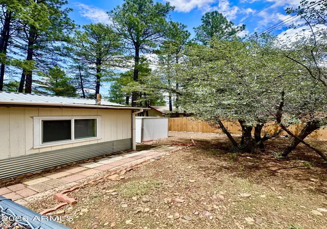 4th image of 1301 N 45Th Dr, Show Low, AZ 85901 | MLS# 7057394