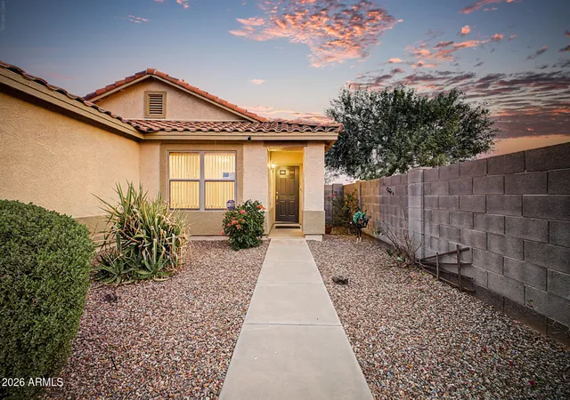 3rd image of 667 W Kingman Loop, Casa Grande, AZ 85122 | MLS# 7057969