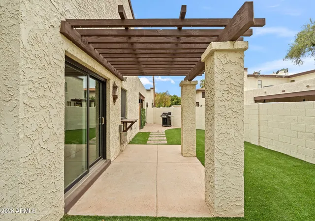 2nd image of 8805 S 48th St, Phoenix, AZ 85044