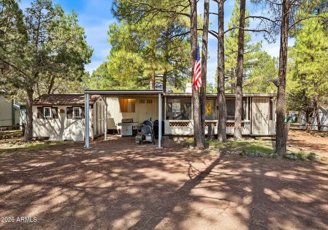 1st image of 640 N 43rd Ave, Show Low, AZ 85901 | MLS# 7068263