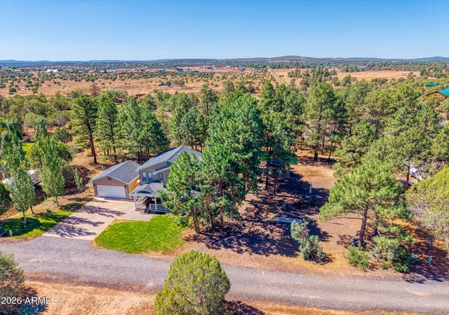 3rd image of 1209 Elliott Ln, Show Low, AZ 85901 | MLS# 7058946