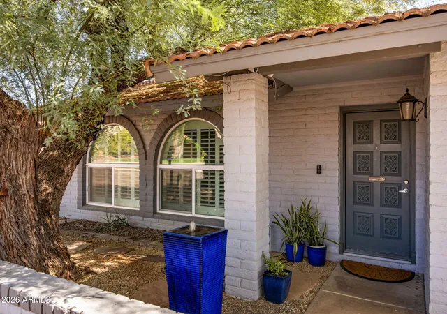 Photo 3 of Single family home for sale at 417 E Beck Ln, Phoenix, AZ 85022 | MLS# 7057912 | Listing updated on 2026-09-20