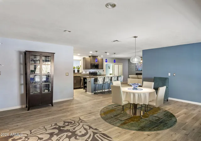 Photo 4 of Single family home for sale at 417 E Beck Ln, Phoenix, AZ 85022 | MLS# 7057912 | Listing updated on 2026-09-20