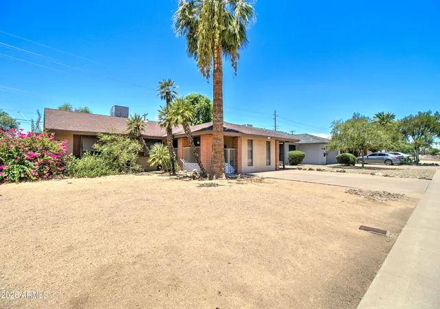 Photo 3 of Single family home for sale at 7130 N 23rd Avenue, Phoenix, AZ 85021 | MLS# 7057886 | Listing updated on 2026-09-03