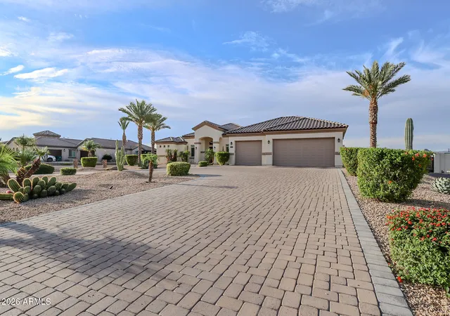 Photo 2 of Single family home for sale at 1218 E Tumbleweed Dr, Phoenix, AZ 85085 | MLS# 7057436 | Listing updated on 2026-08-11