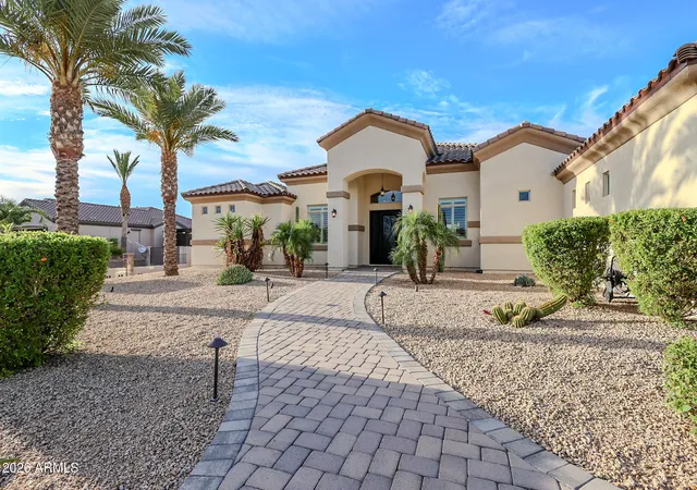 Photo 3 of Single family home for sale at 1218 E Tumbleweed Dr, Phoenix, AZ 85085 | MLS# 7057436 | Listing updated on 2026-08-11