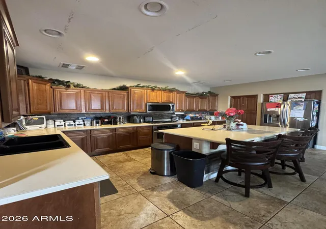 3rd image of 15406 W Dahlia Dr, Surprise, AZ 85379 | MLS# 7057573