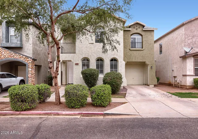 3rd image of 6616 W Johnson St W, Phoenix, AZ 85043 | MLS# 7067709