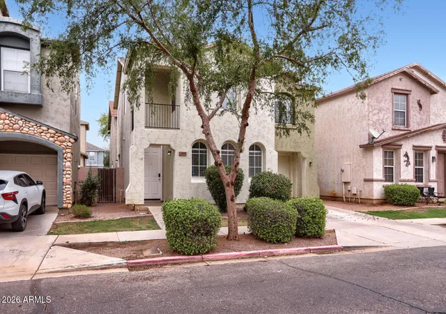 4th image of 6616 W Johnson St W, Phoenix, AZ 85043 | MLS# 7067709